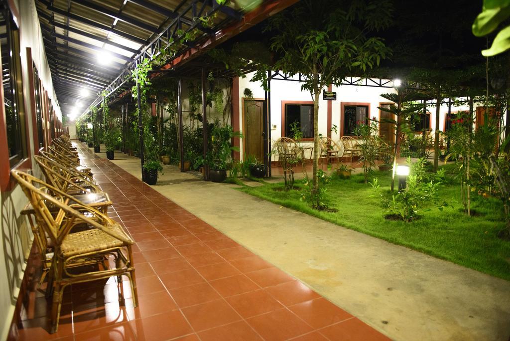 Zana Beach Guesthouse 시아누크빌 외부 사진