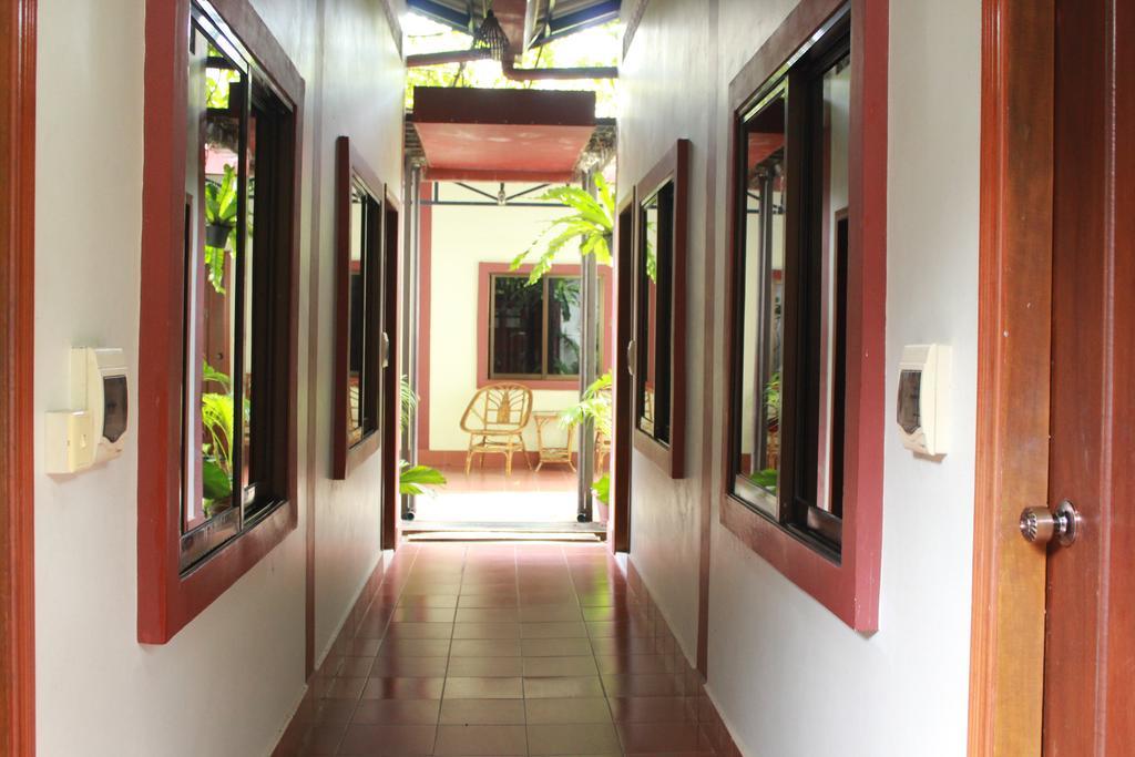 Zana Beach Guesthouse 시아누크빌 외부 사진